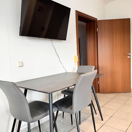 Modern Living Studios Karlsbad Esterno foto